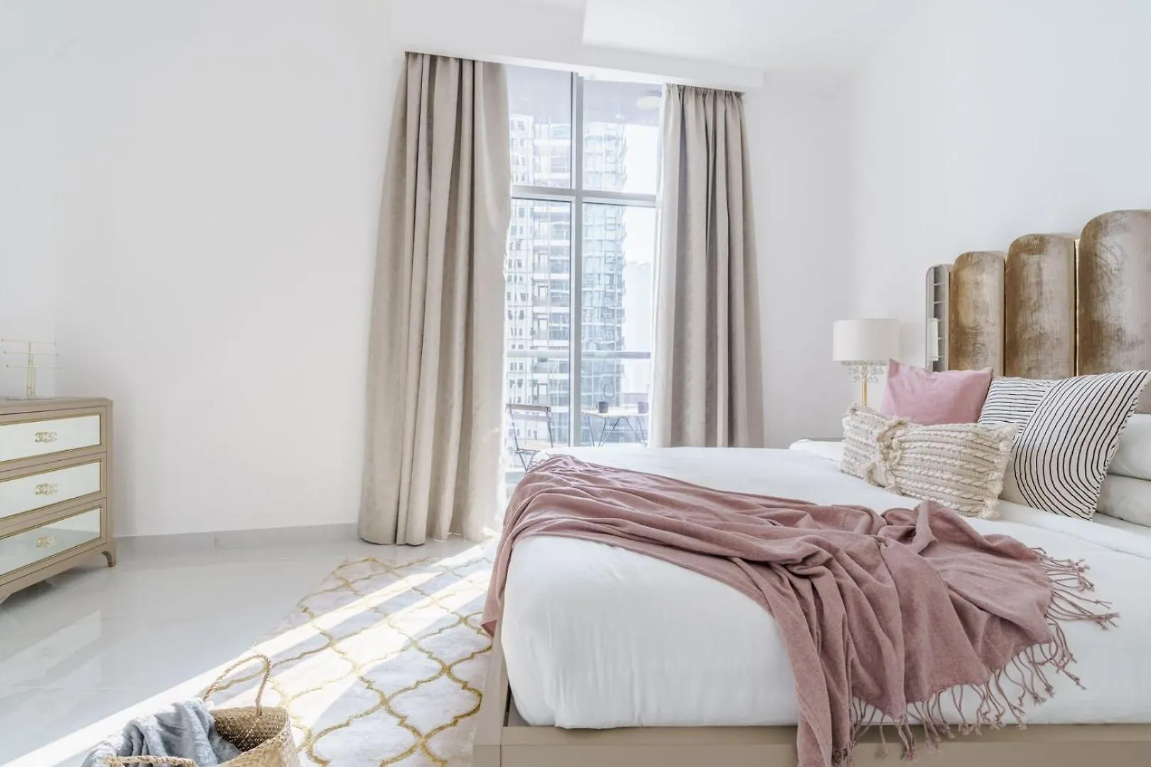 Lejlighed Guestready - Fabulous Home With Marina Canal Views Dubai