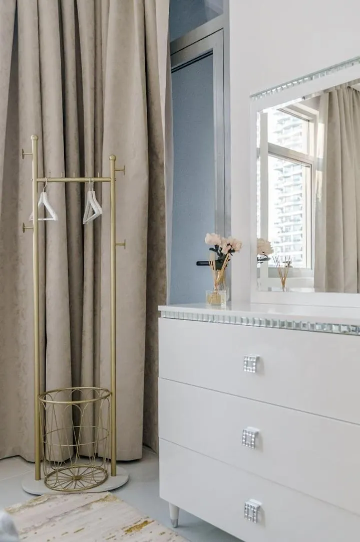 Apartment Guestready - Fabulous Home With Marina Canal Views Dubai United Arab Emirates